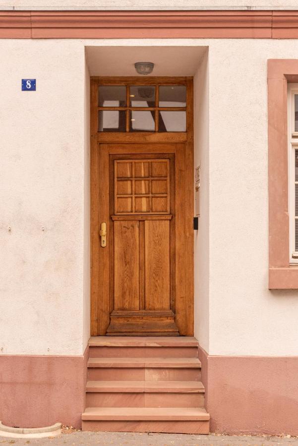 Designer Unterkunft In 15. Jahrhundert Altbau 75 M² Fuer Max. 4 Personen Apartment Eltville am Rhein Екстериор снимка