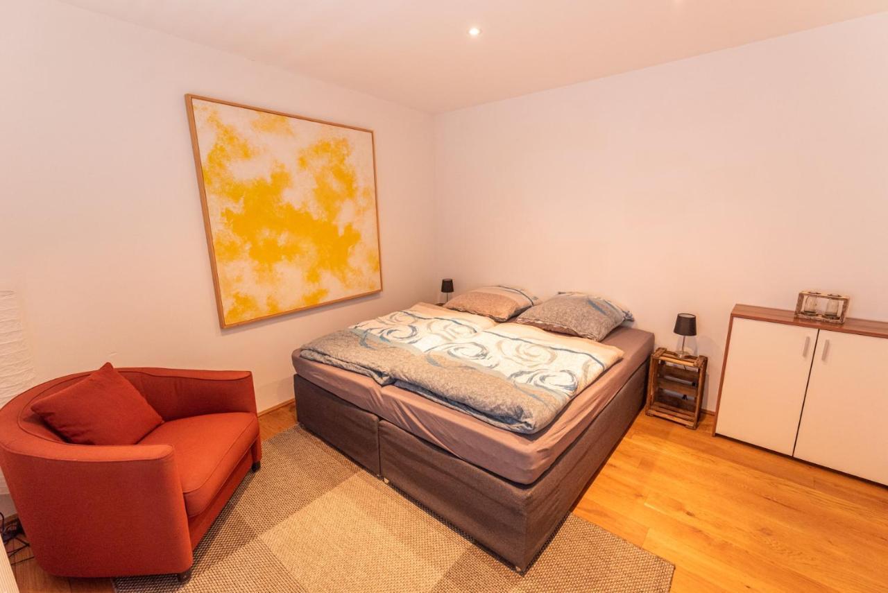 Designer Unterkunft In 15. Jahrhundert Altbau 75 M² Fuer Max. 4 Personen Apartment Eltville am Rhein Екстериор снимка