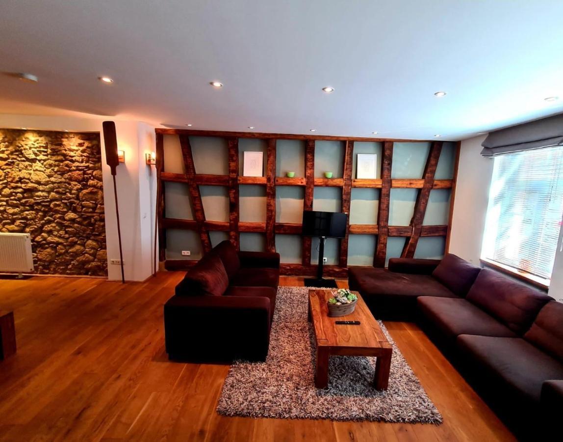 Designer Unterkunft In 15. Jahrhundert Altbau 75 M² Fuer Max. 4 Personen Apartment Eltville am Rhein Екстериор снимка